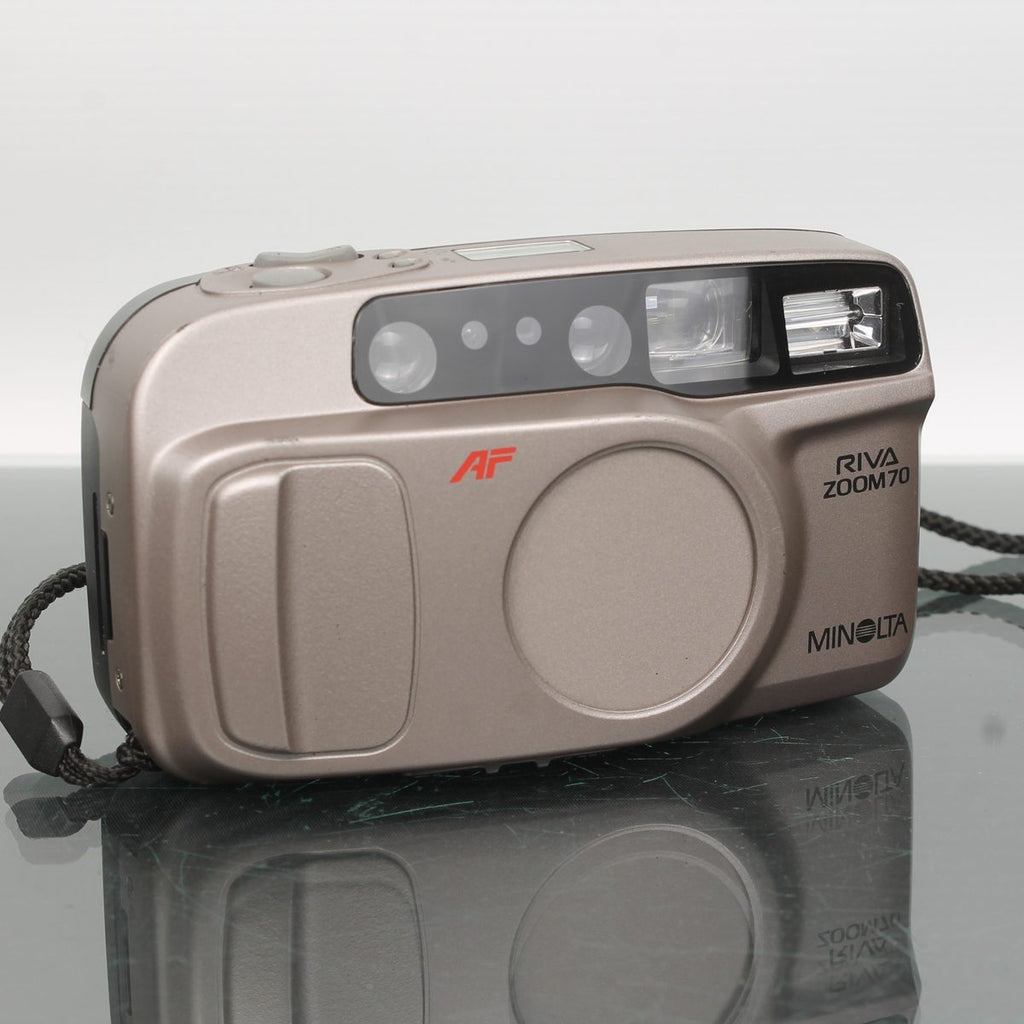 Minolta Riva Zoom 70