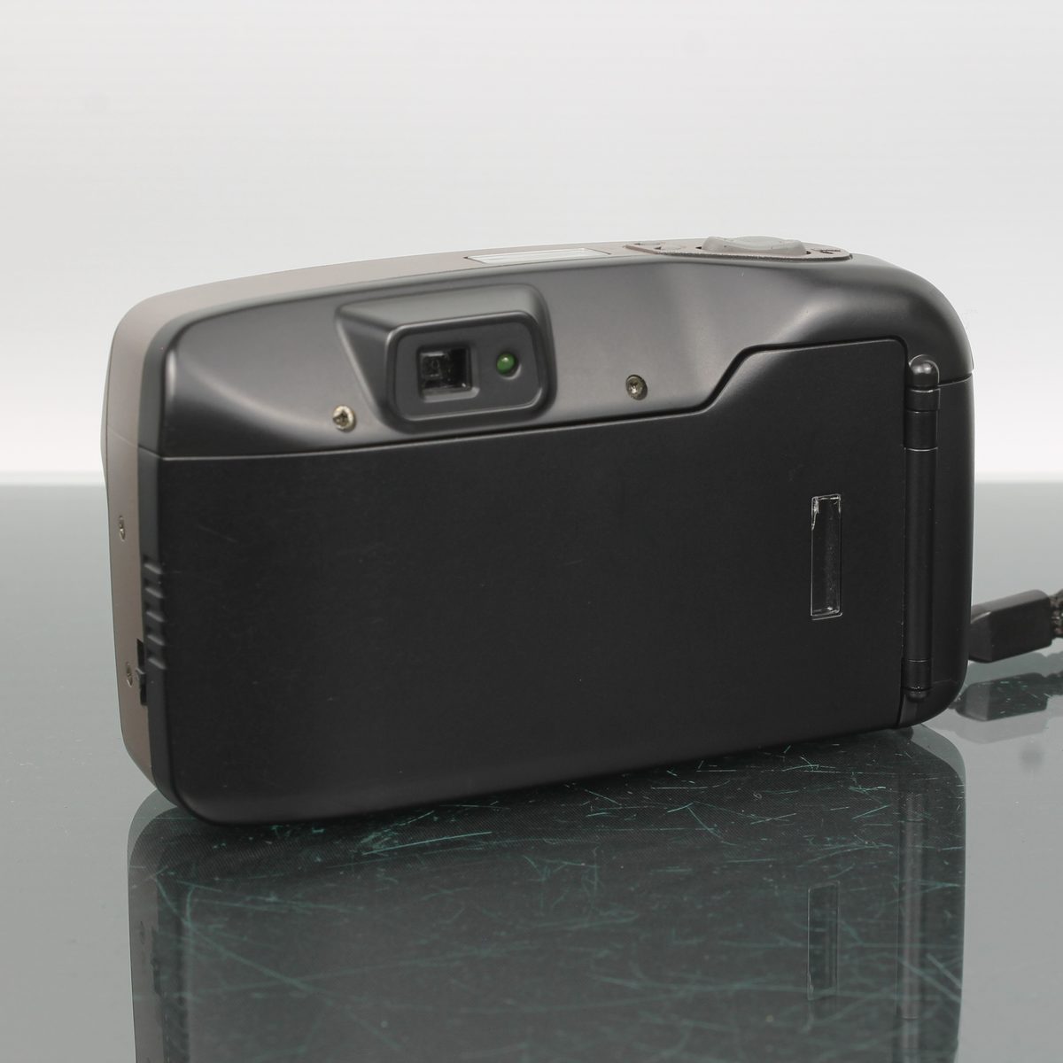 Minolta Riva Zoom 70