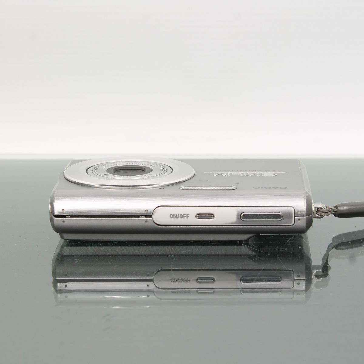 Casio Exilim EX-Z75