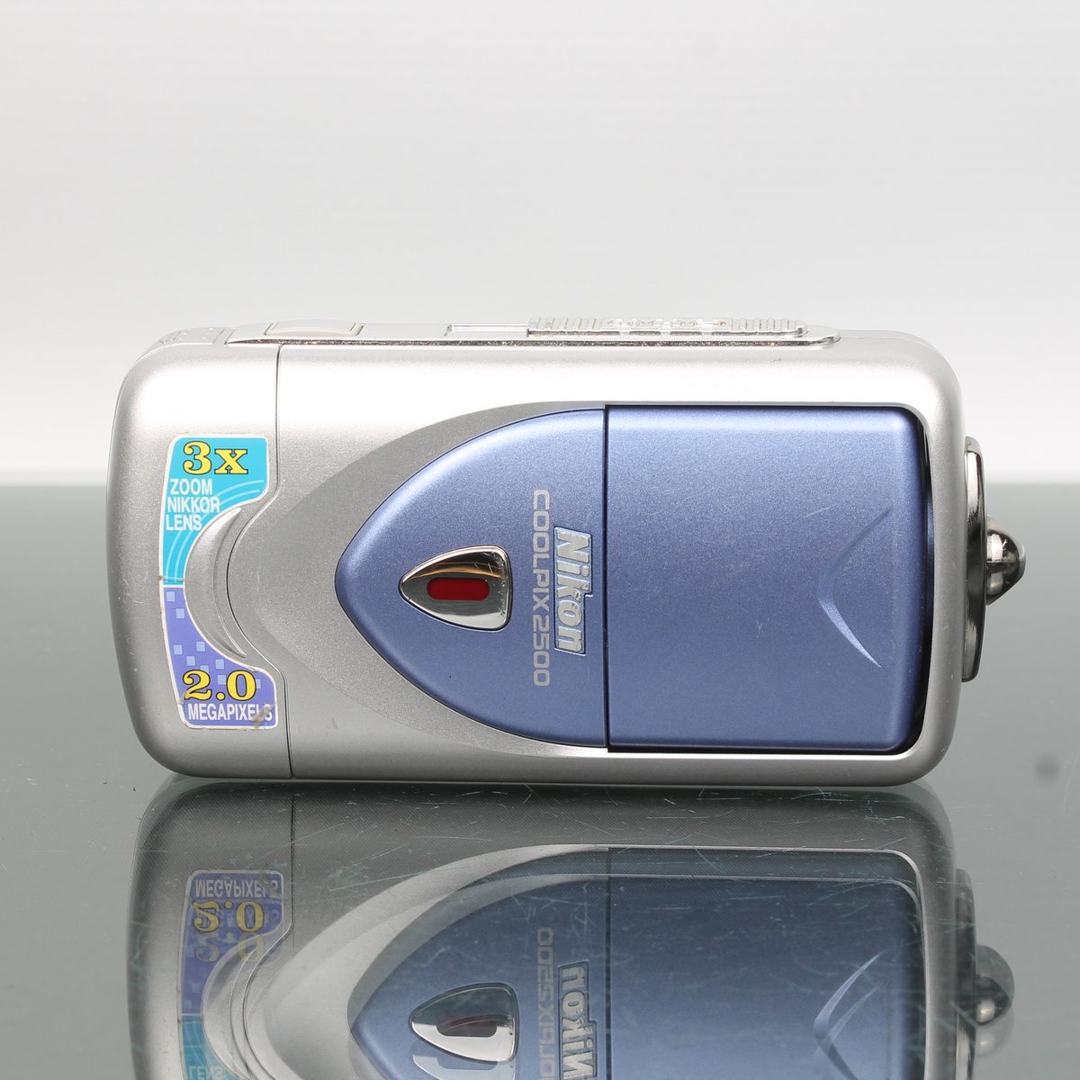 Nikon E2500
