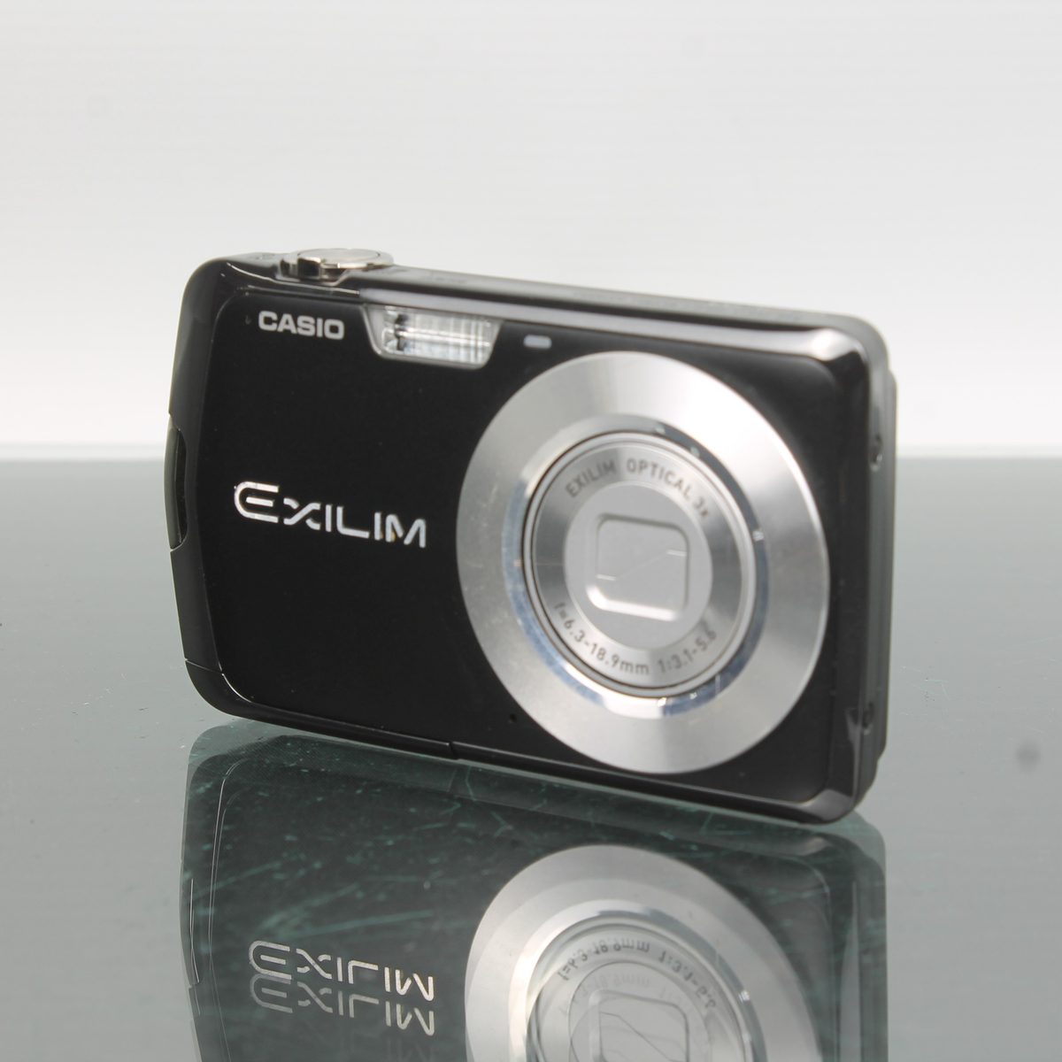 Casio Exilim EX-Z215