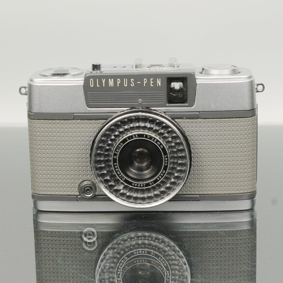 Olympus Pen EE-2