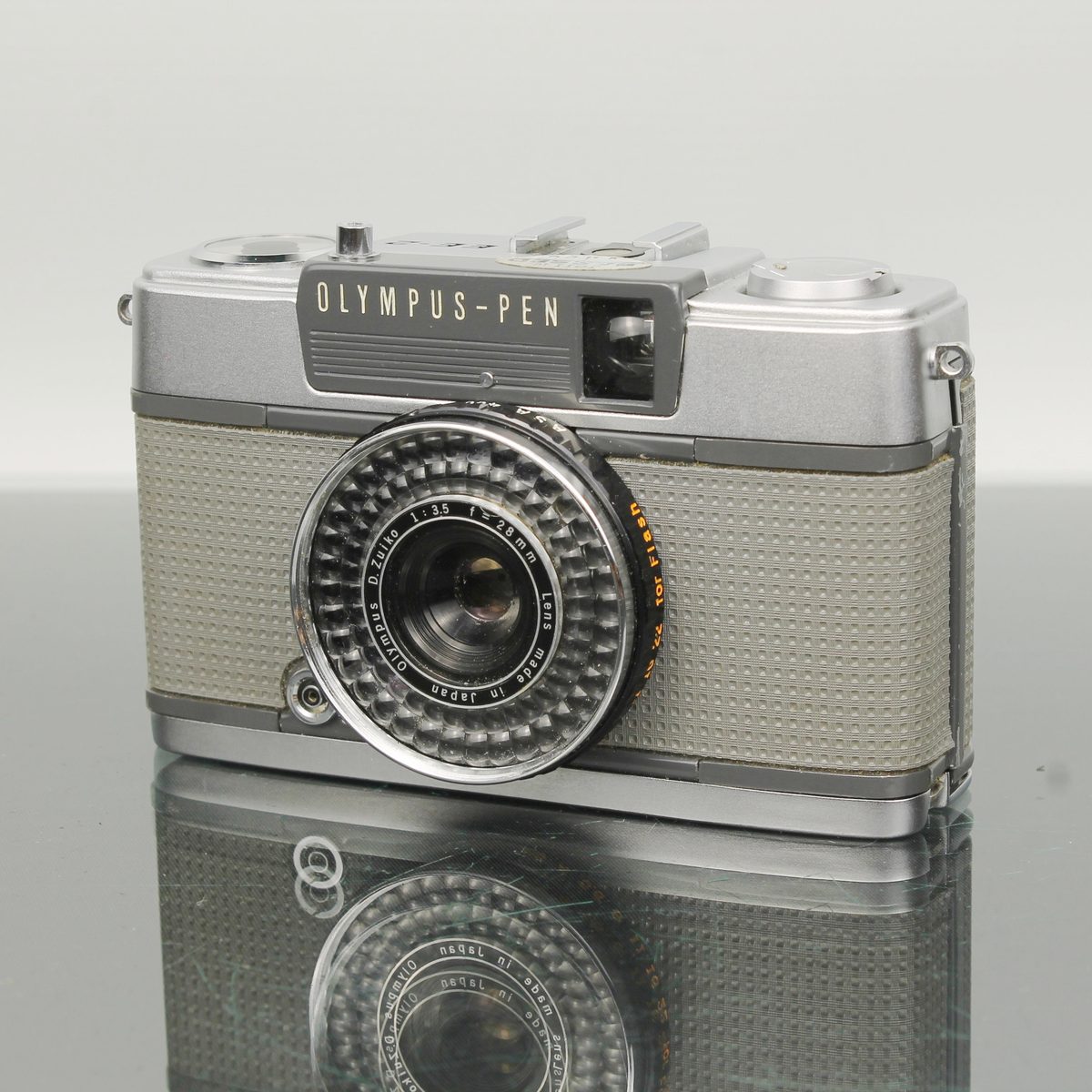 Olympus Pen EE-2