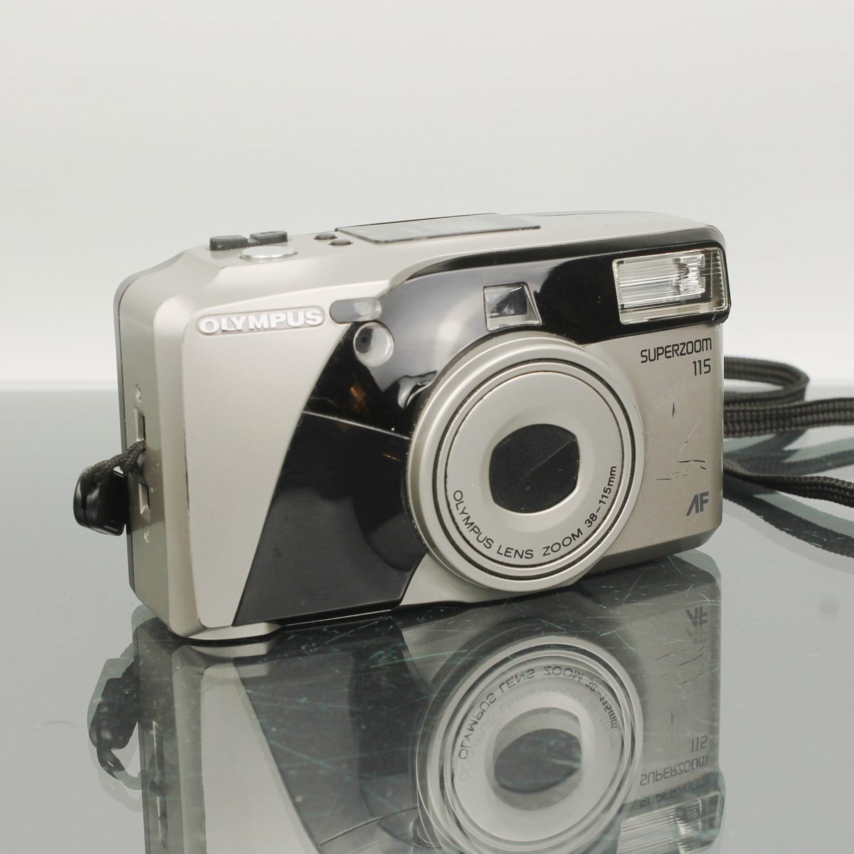 Olympus Superzoom 115
