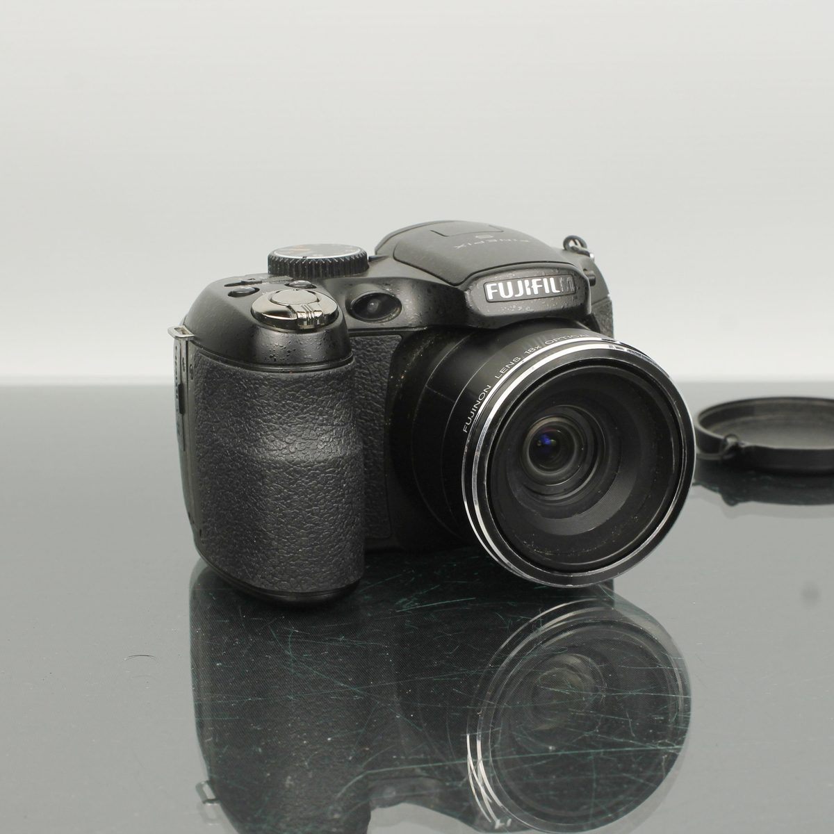 Fujifilm FinePix S2950