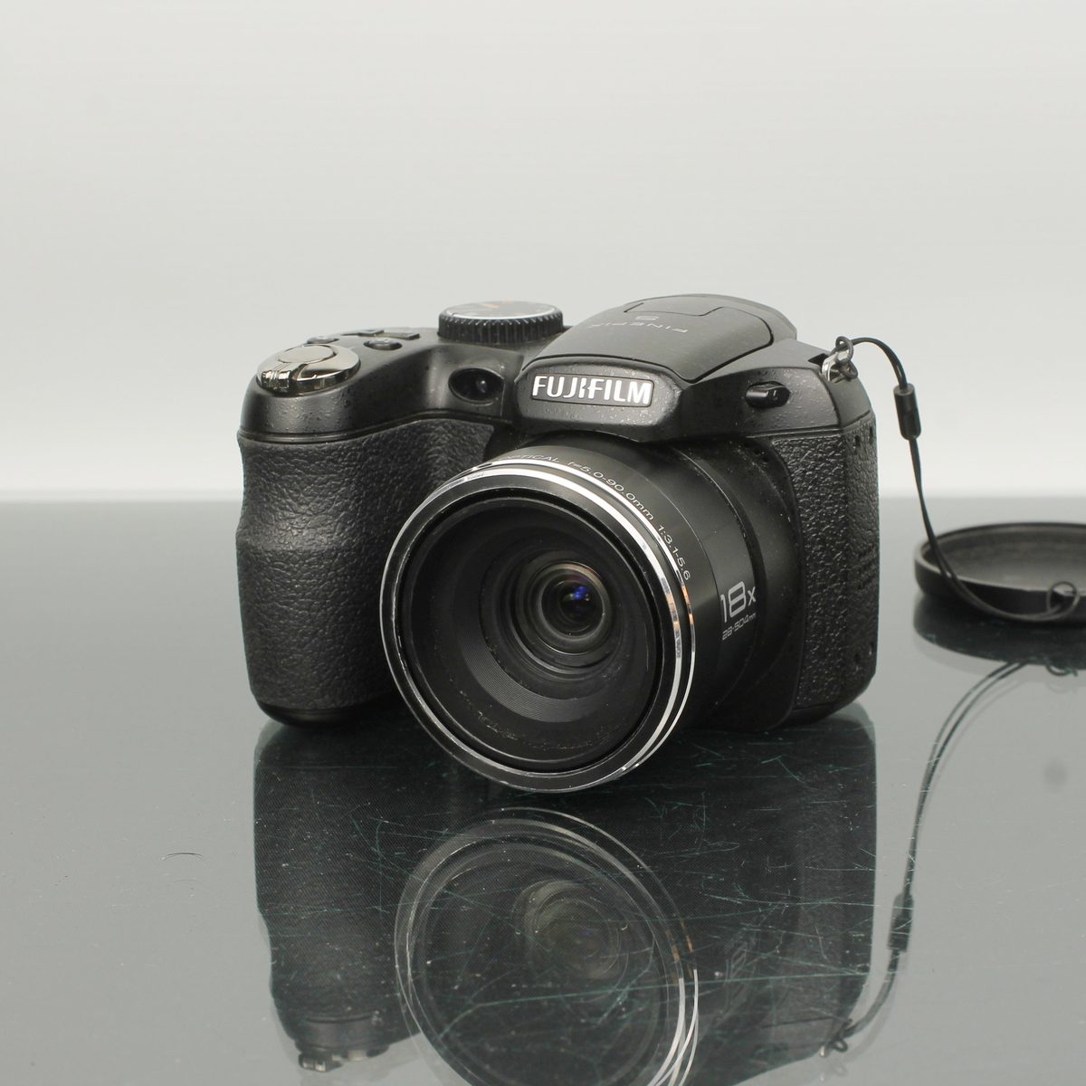 Fujifilm FinePix S2950