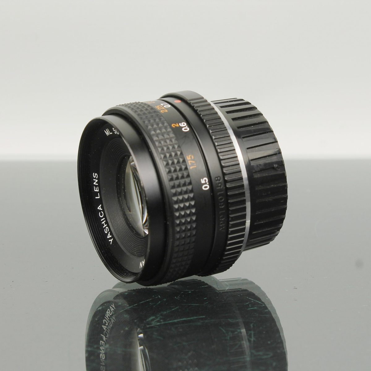 Yashica Lens ML 1:2 50mm