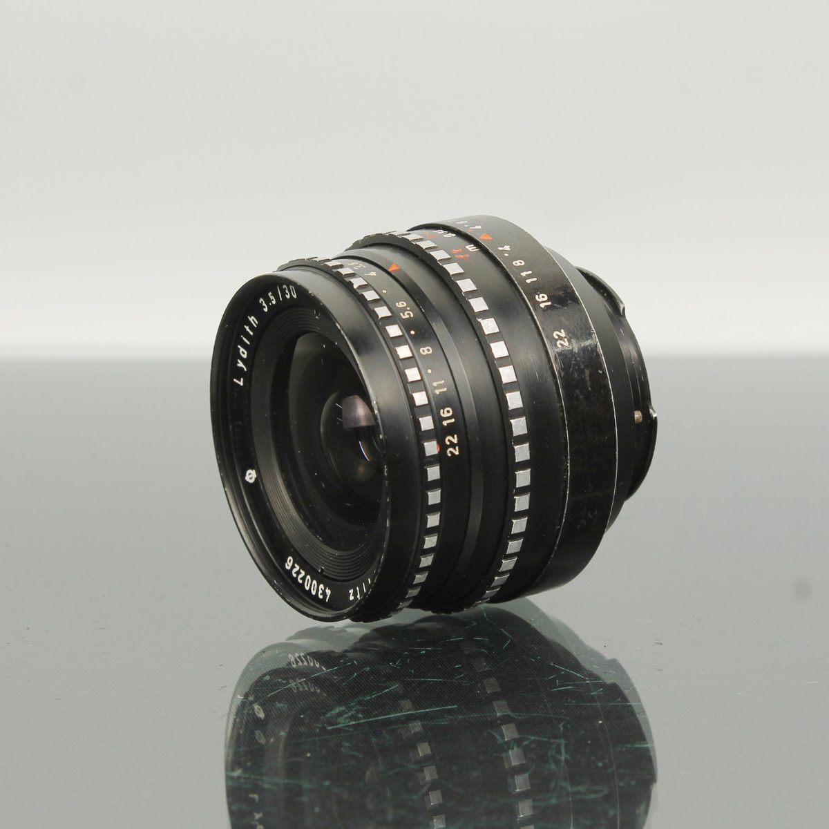 Meyer-Optik Görlitz Lydith 3.5/30