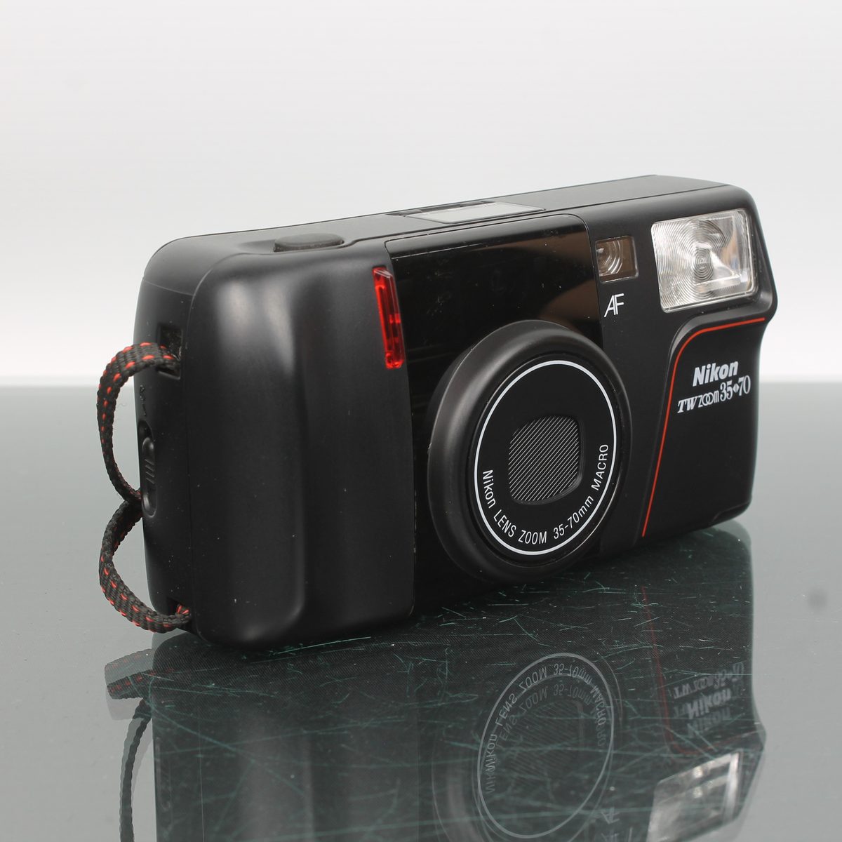 Nikon TW Zoom 35-70