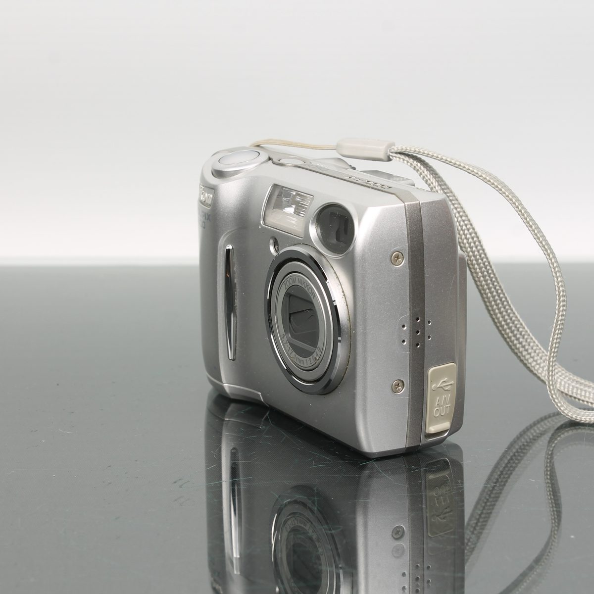 Nikon Coolpix 5600