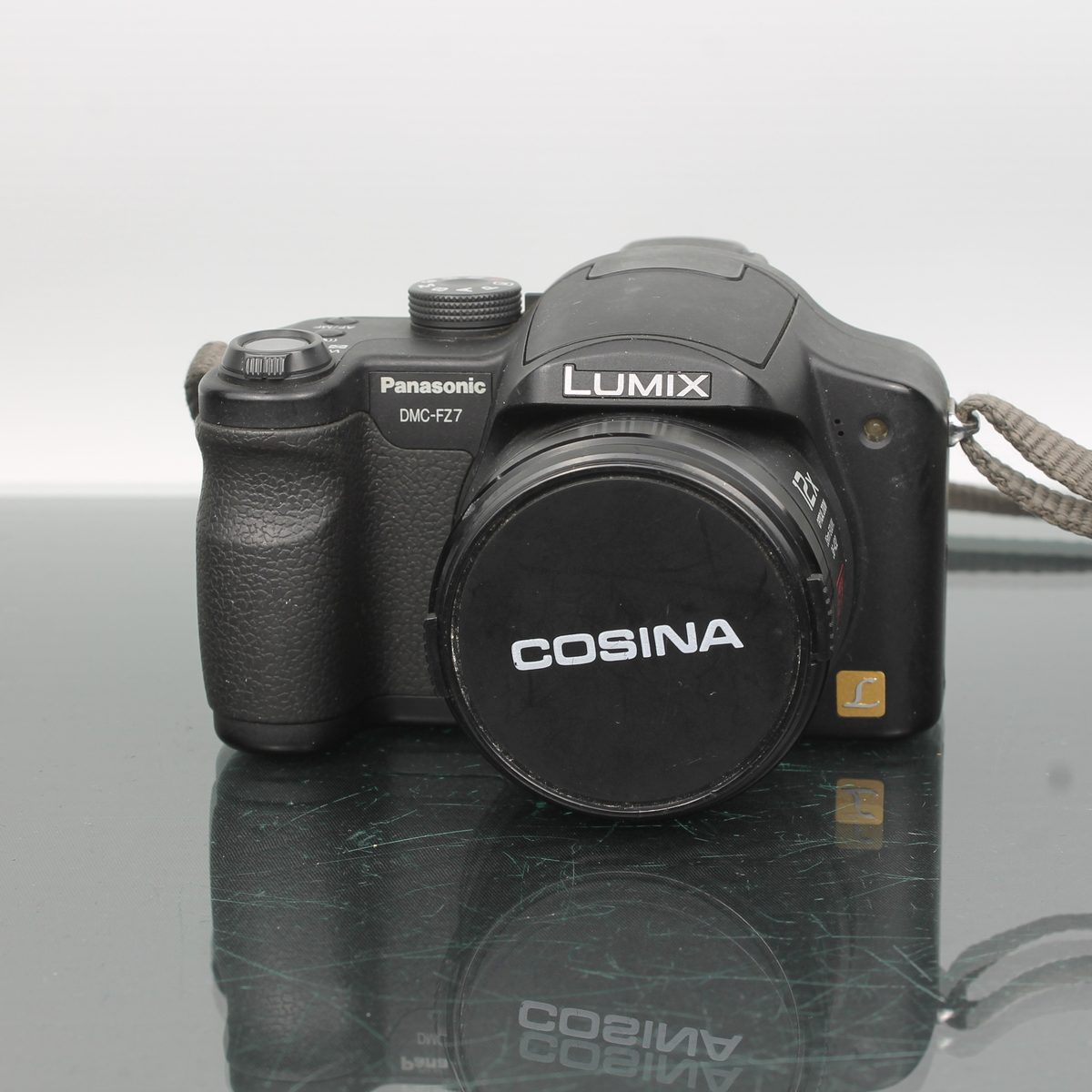 Panasonic Lumix DMC-FZ7