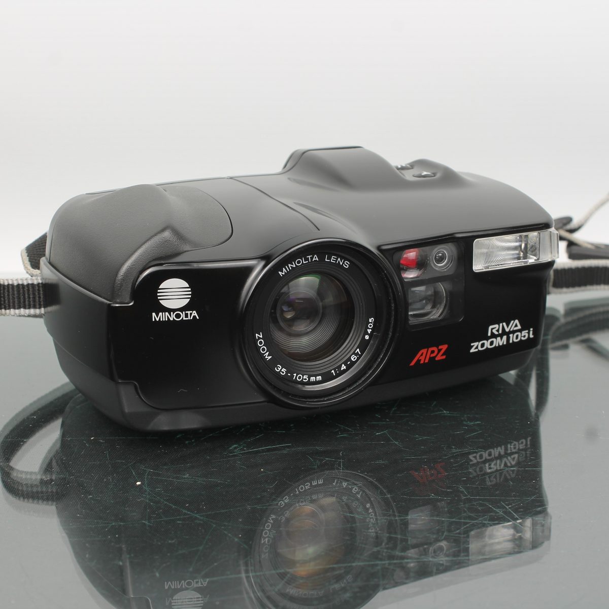 Minolta APZ Riva Zoom 105i