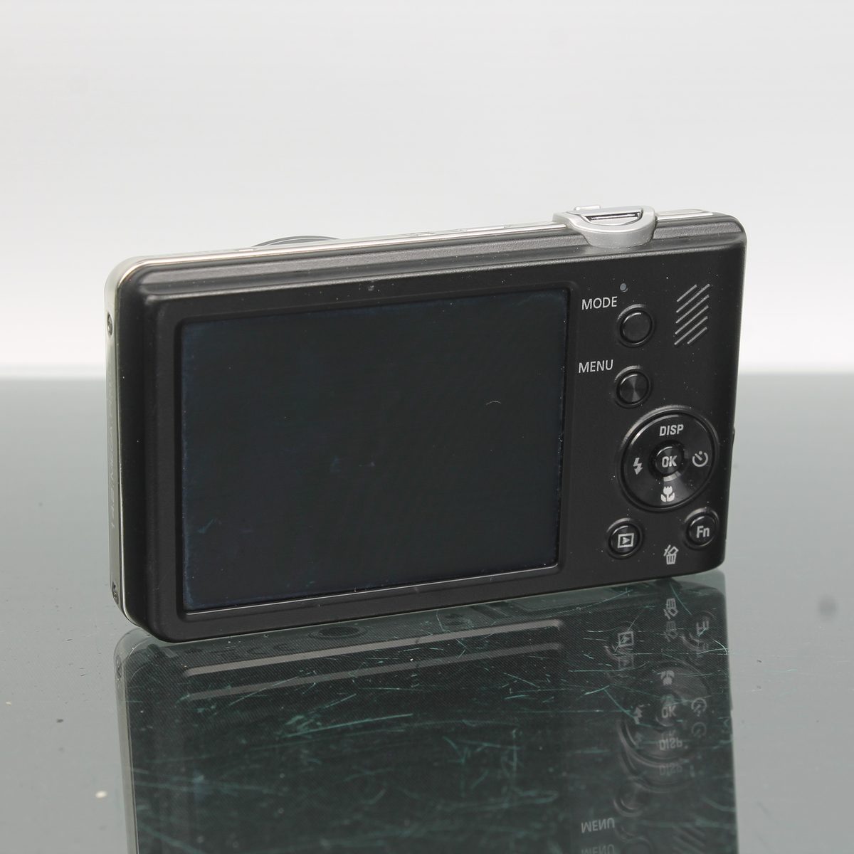 Samsung PL210 27mm f/4.85-48.5