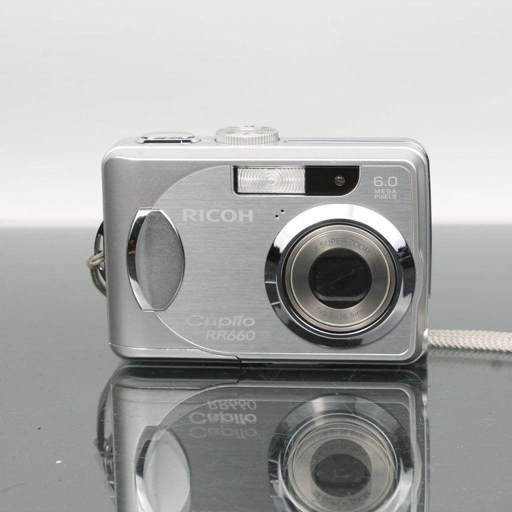 Ricoh Caplio RR660
