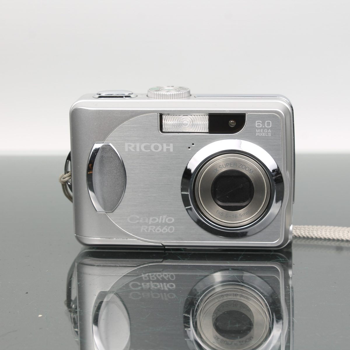 Ricoh Caplio RR660
