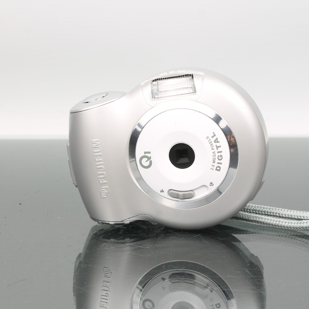 Fujifilm Q1