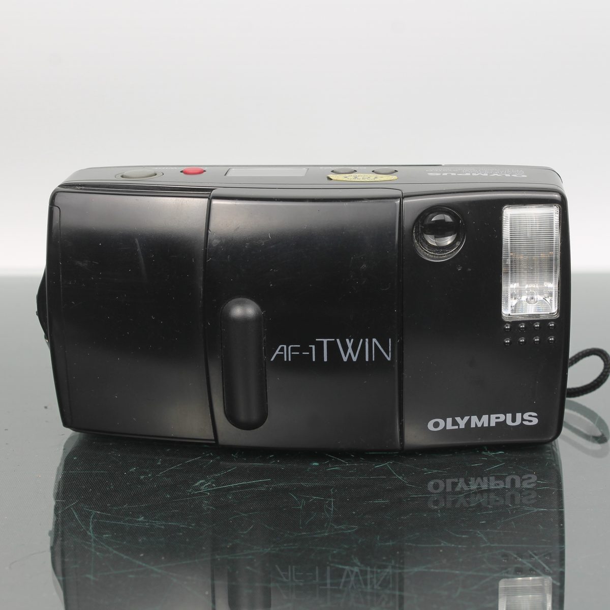 Olympus AF-1 Twin 35mm
