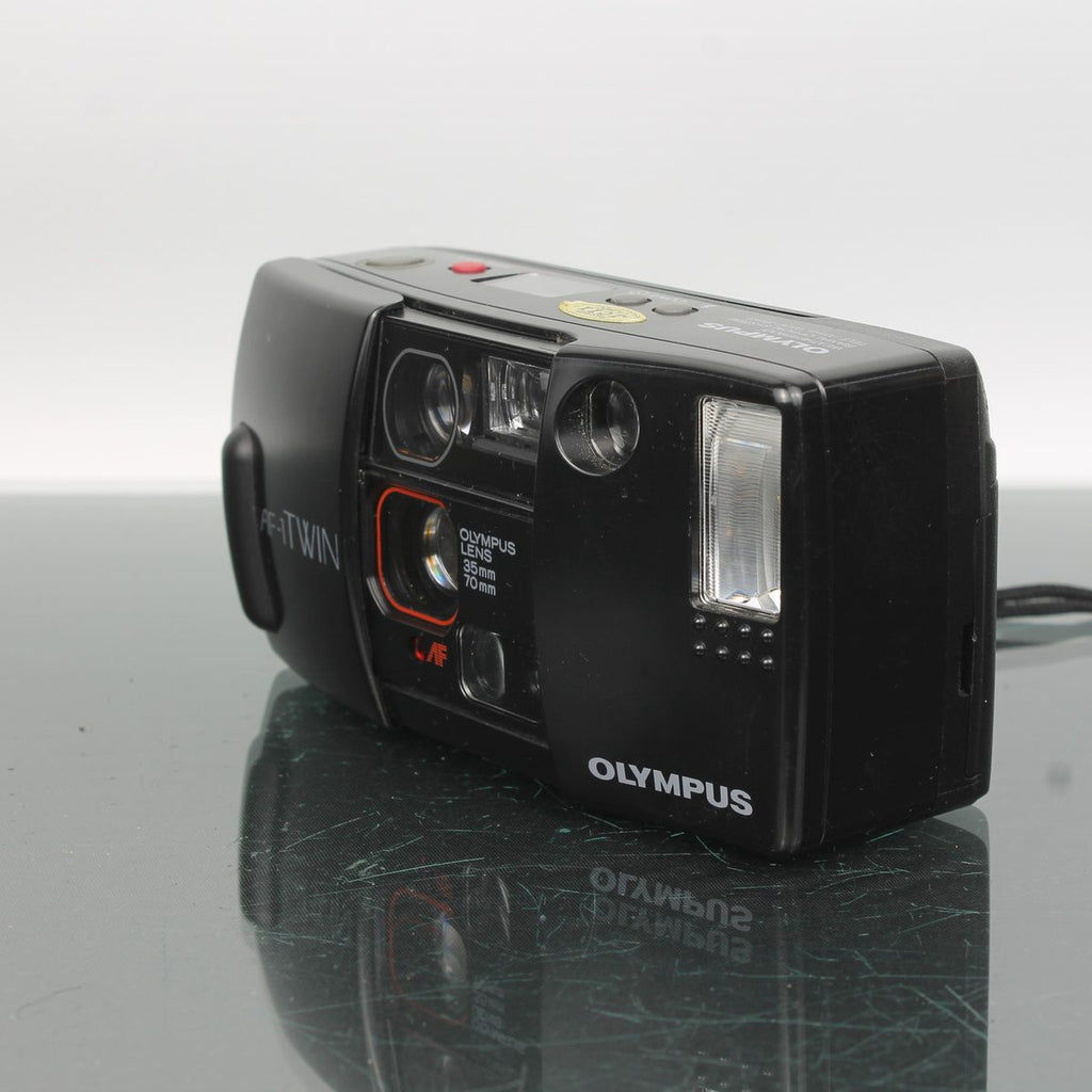 Olympus AF-1 Twin 35mm