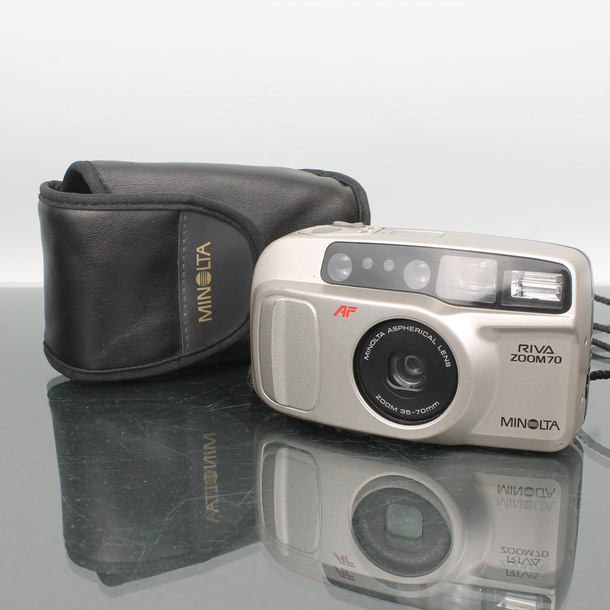Minolta Riva Zoom 70