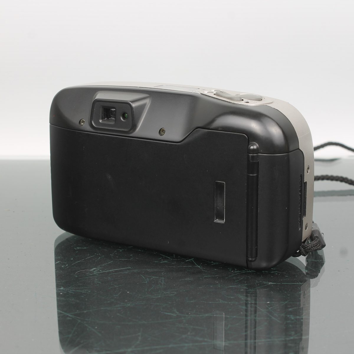 Minolta Riva Zoom 70