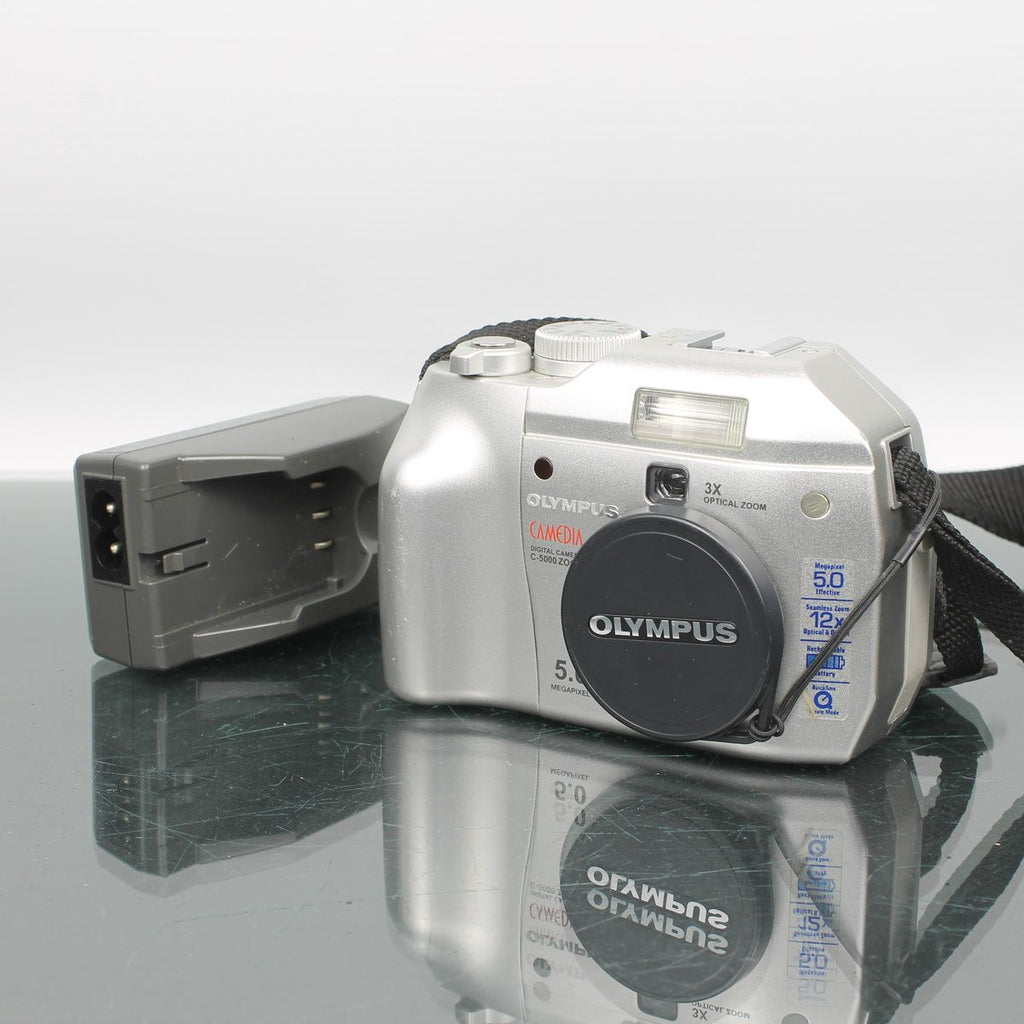 Olympus Camedia C-5000 Zoom