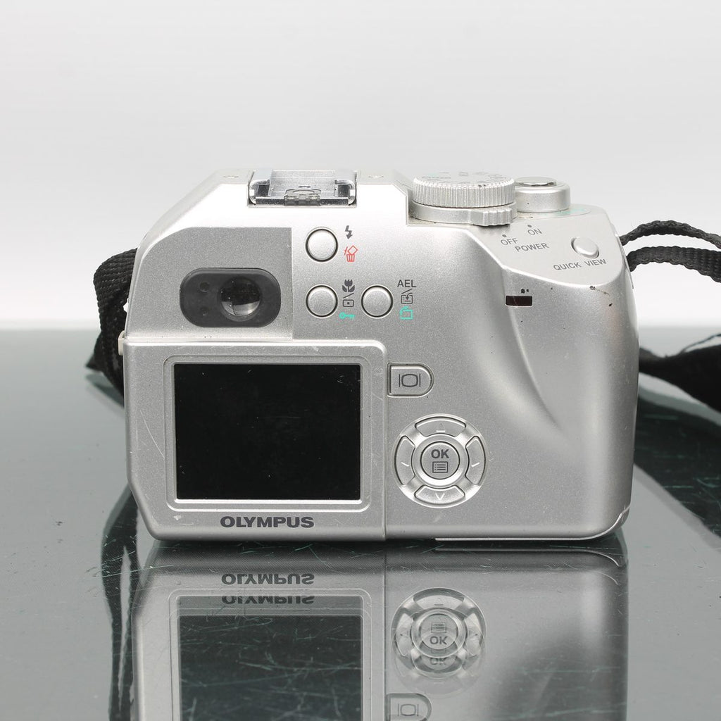 Olympus Camedia C-5000 Zoom