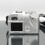 Olympus Camedia C-5000 Zoom