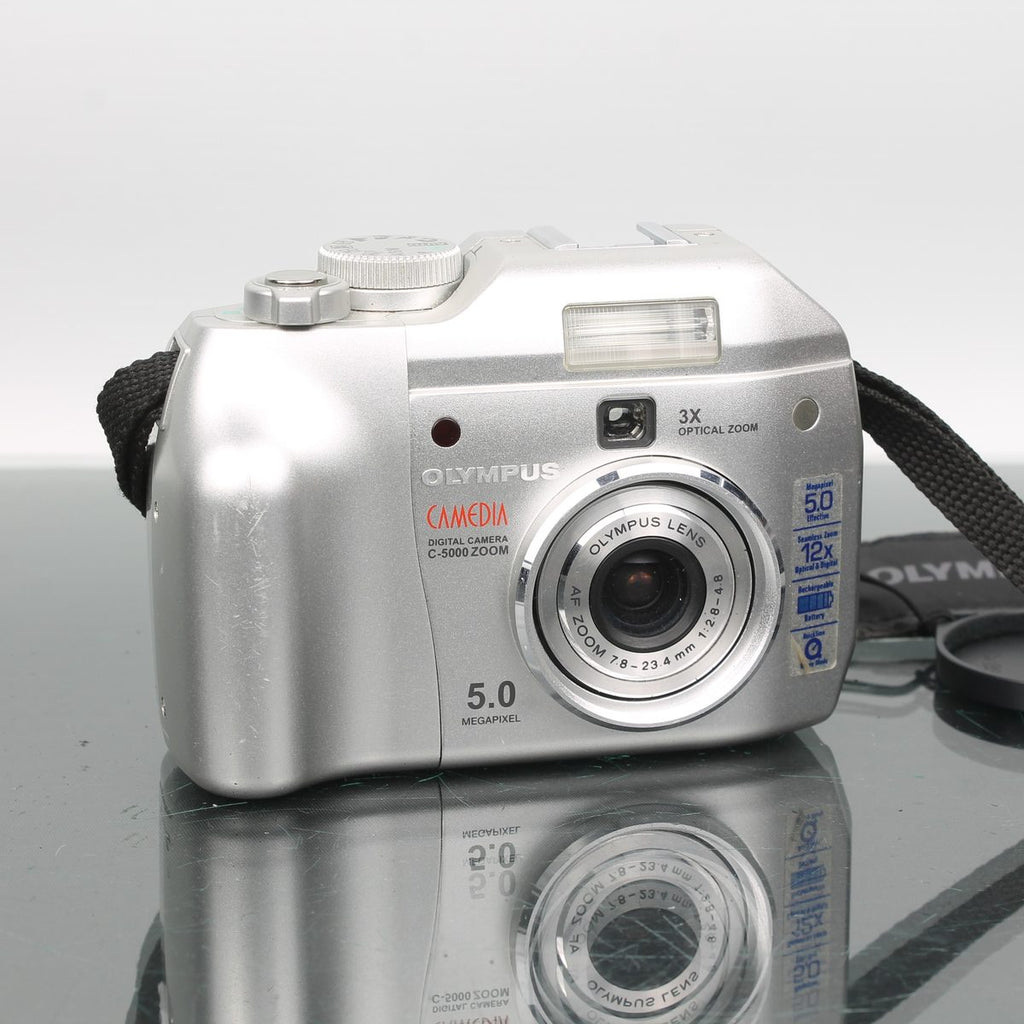 Olympus Camedia C-5000 Zoom
