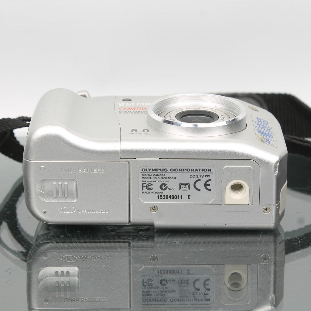 Olympus Camedia C-5000 Zoom