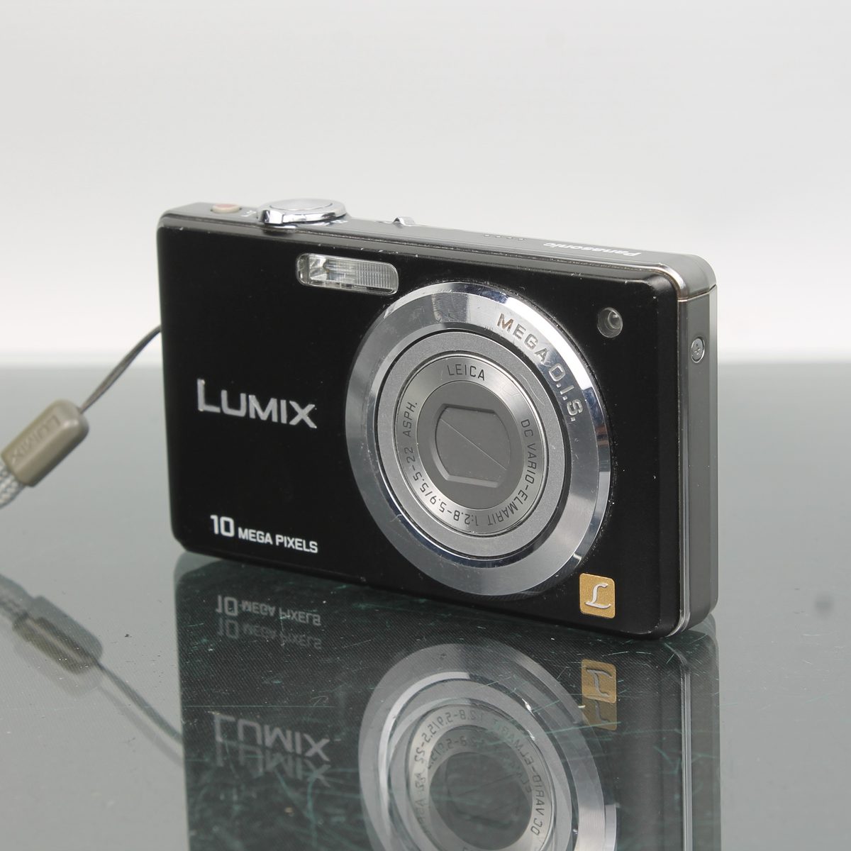 Panasonic Lumix DMC-FS62