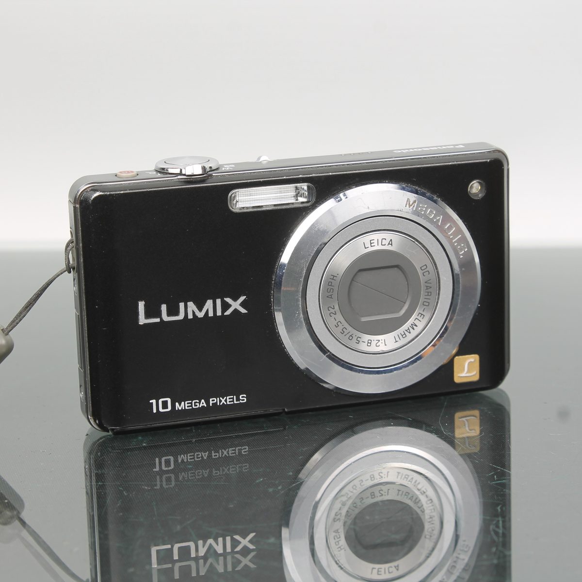 Panasonic Lumix DMC-FS62
