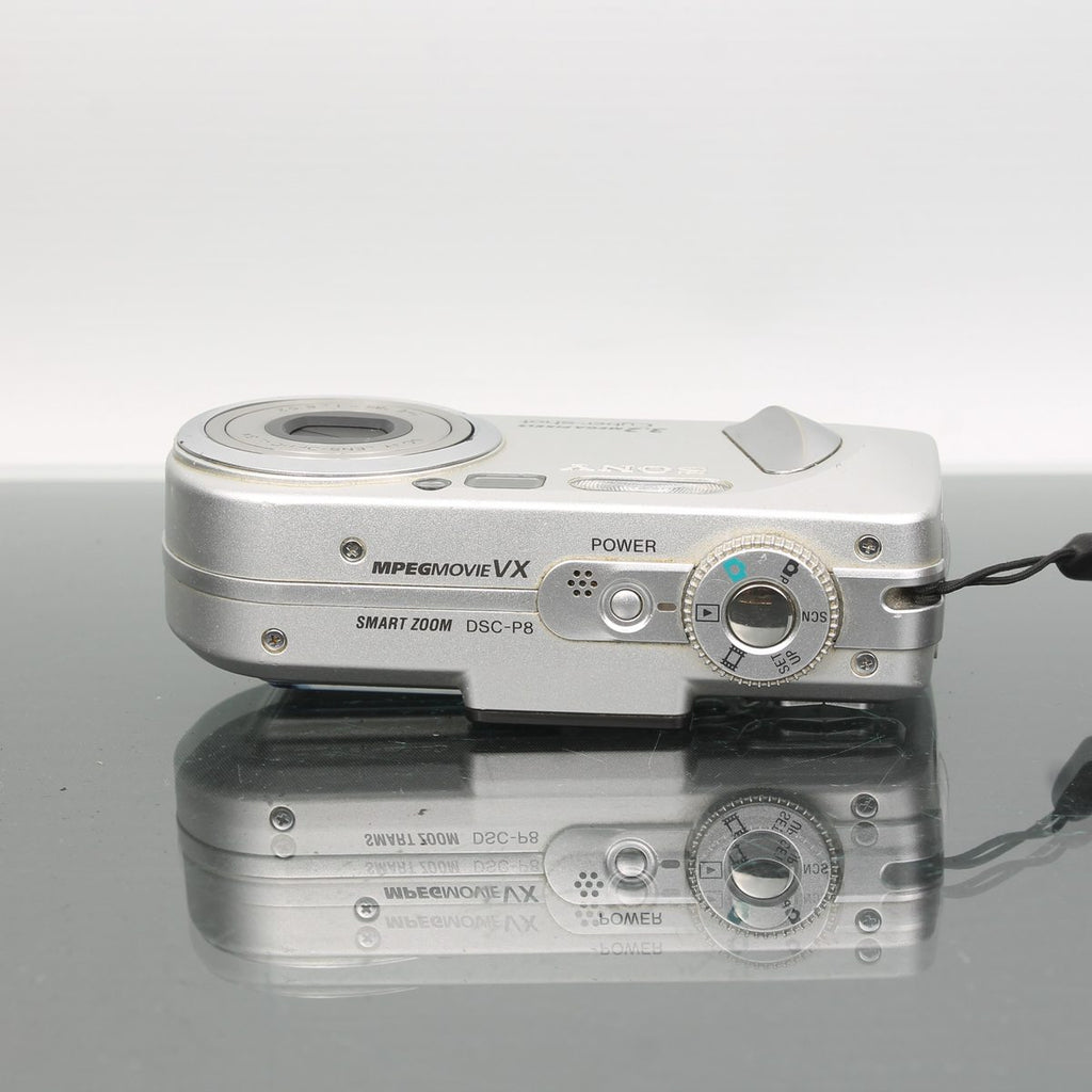 Sony Cyber-Shot DSC-P8