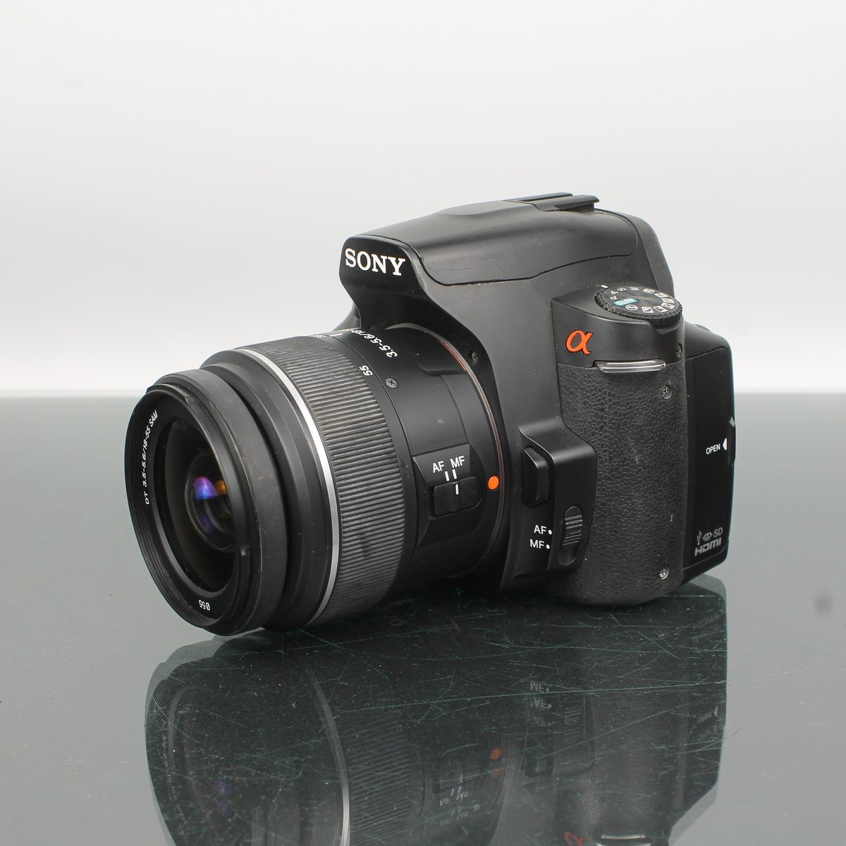 Sony DT 18-55mm f/3.5-5.6