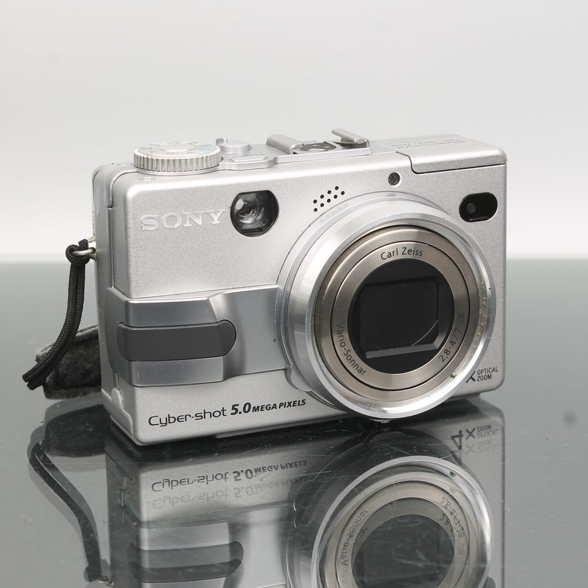 Sony Cyber-shot DSC-V1