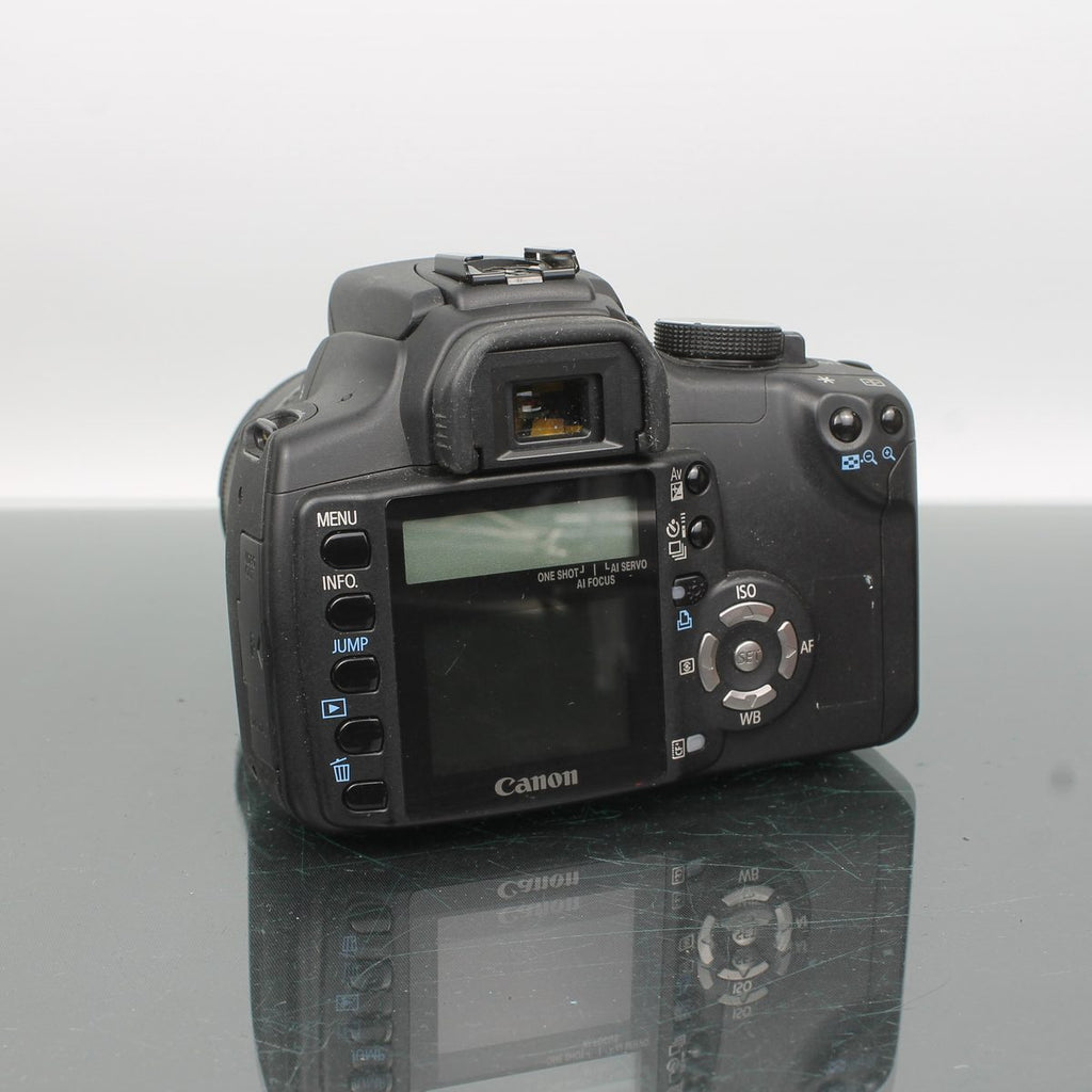 Canon EOS 350D + Canon EF 28mm-80mm f/3.5-5.6 II