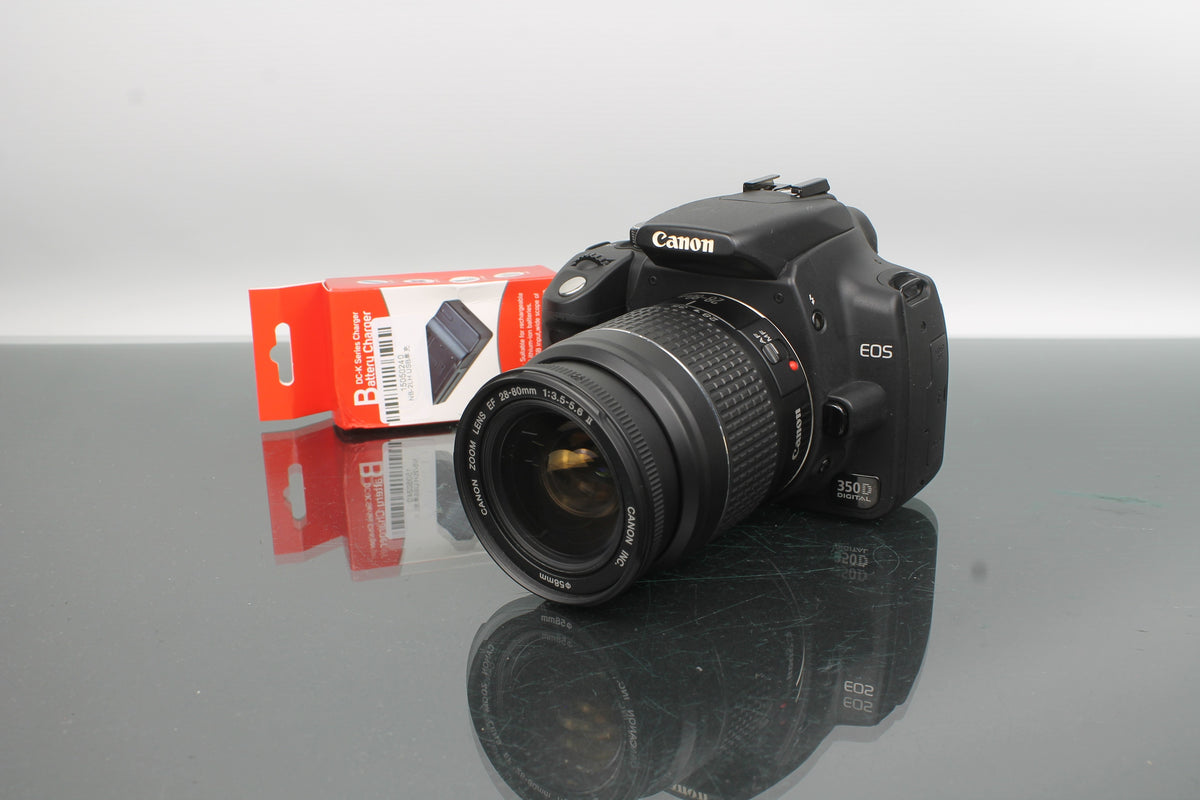 Canon EOS 350D + Canon EF 28mm-80mm f/3.5-5.6 II
