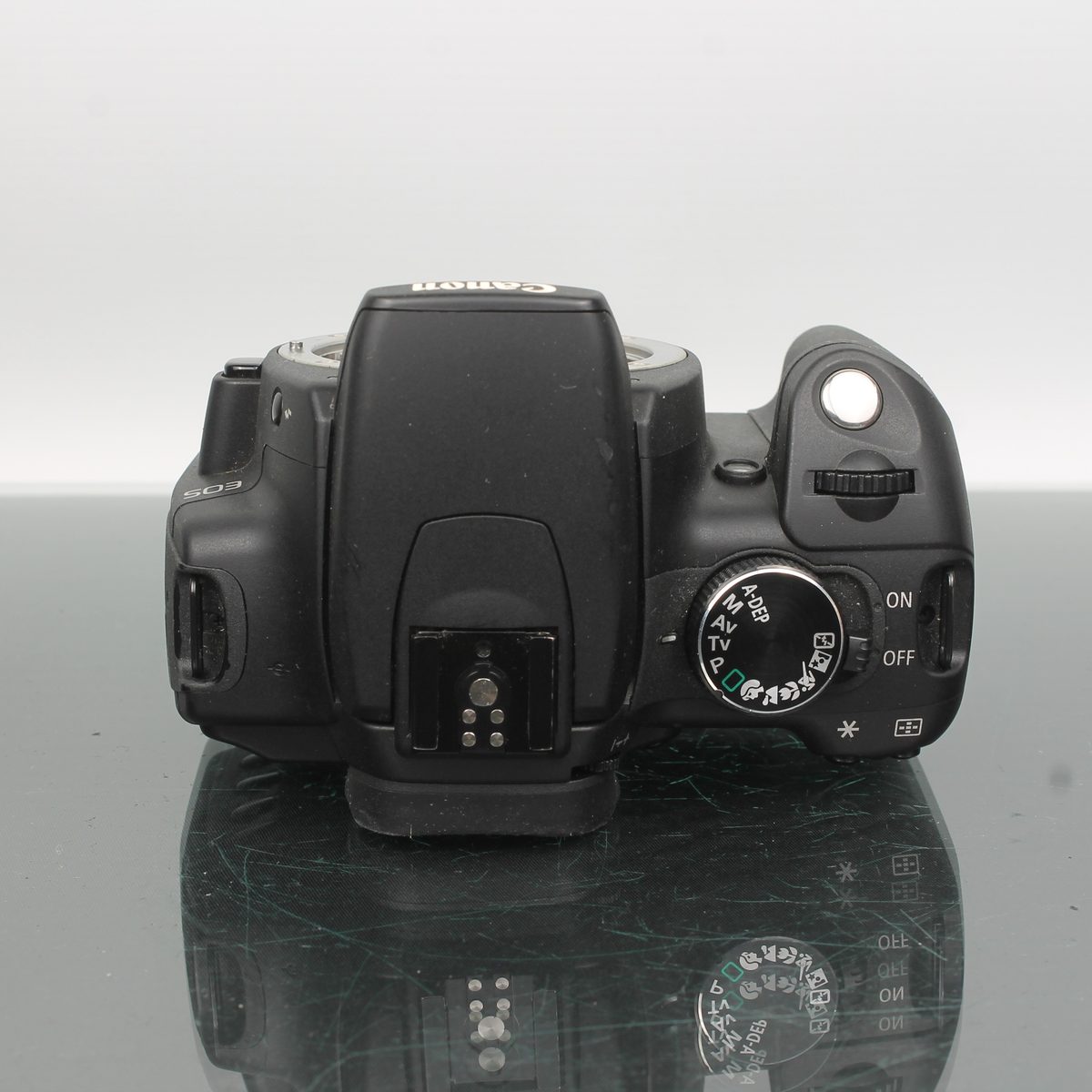 Canon EOS 350D + Canon EF 28mm-80mm f/3.5-5.6 II