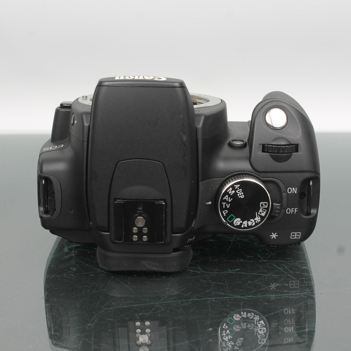 Canon EOS 350D + Canon EF 28mm-80mm f/3.5-5.6 II