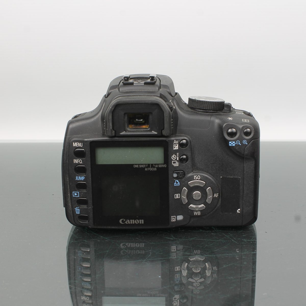 Canon EOS 350D + Canon EF-S 18-55mm f/3.5-5.6 II