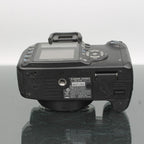 Canon EOS 350D + Canon EF-S 18-55mm f/3.5-5.6 II