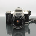 Pentax MZ-50 + Sigma Zoom 28-80mm 3.5-5.6 Macro