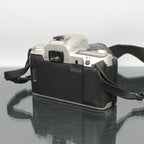 Pentax MZ-50 + Sigma Zoom 28-80mm 3.5-5.6 Macro