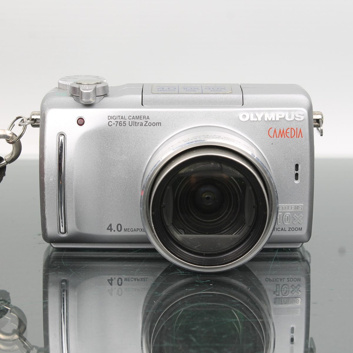 Olympus C-765 Ultra Zoom