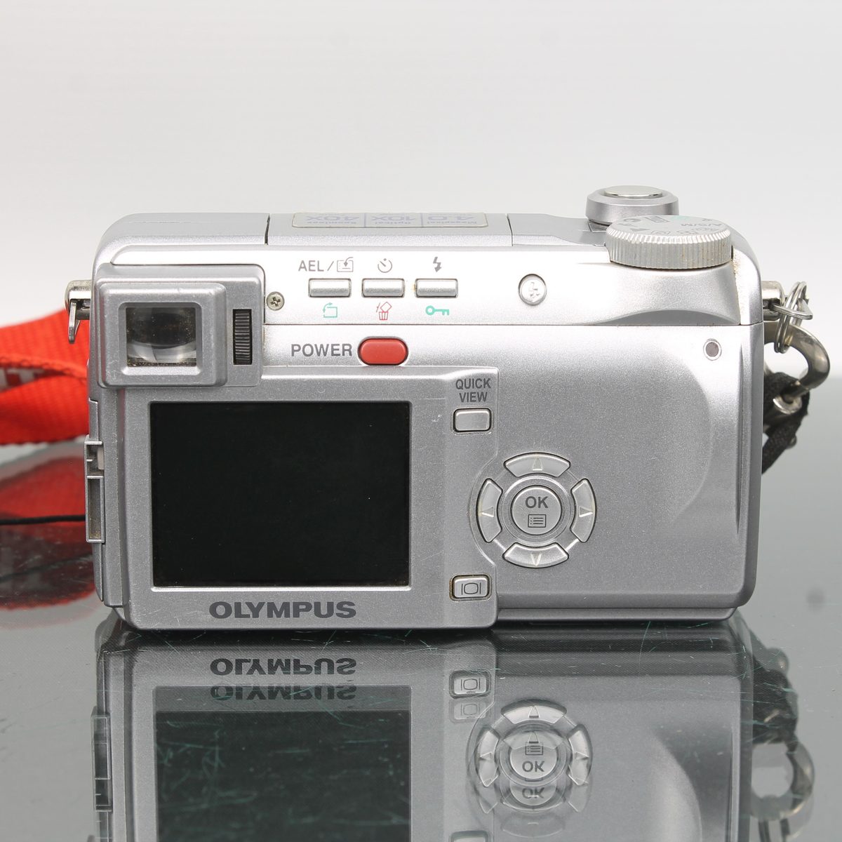 Olympus C-765 Ultra Zoom