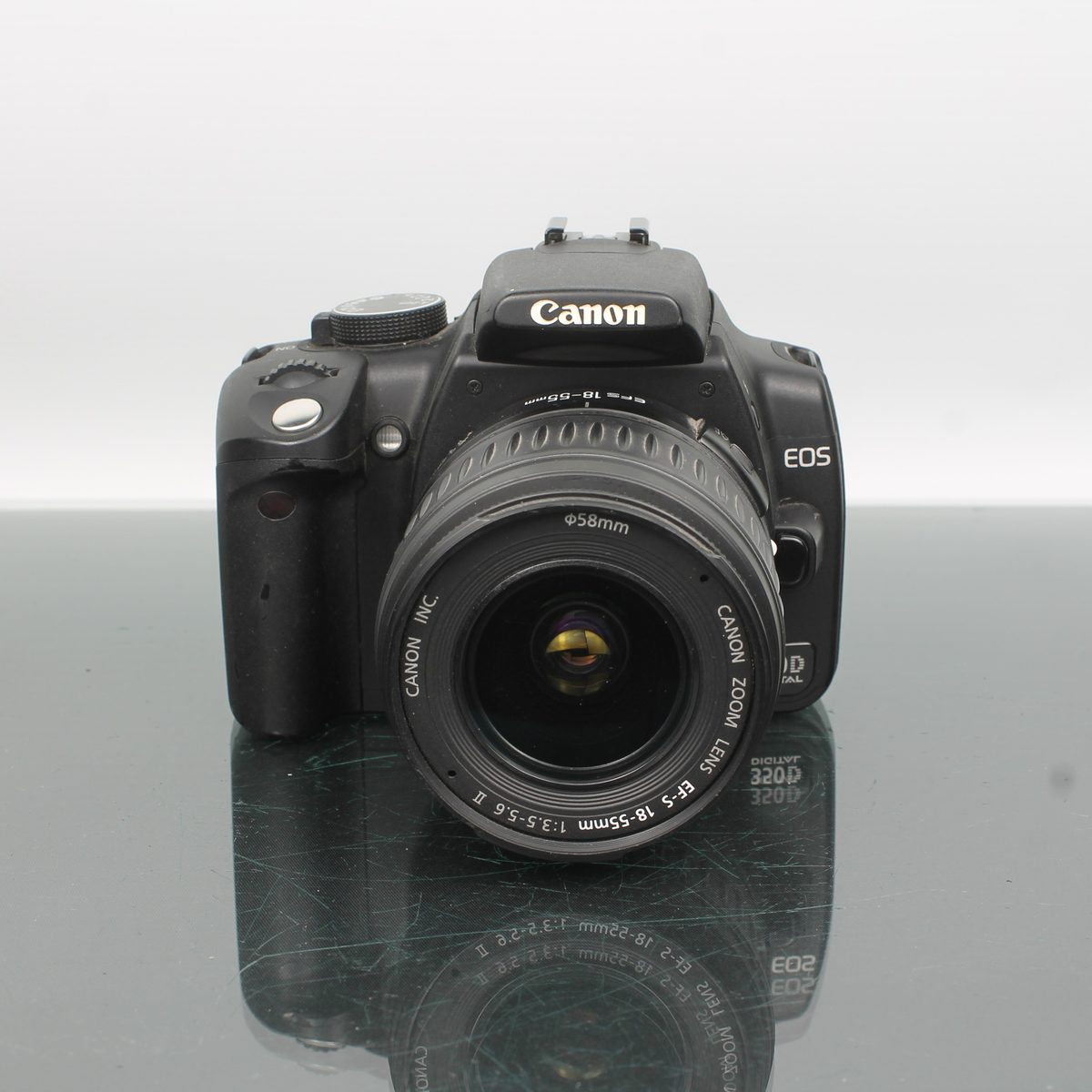 Canon EOS 350D + Canon Zoom Lens EF-S 18-55mm f/3.5-5.6 II