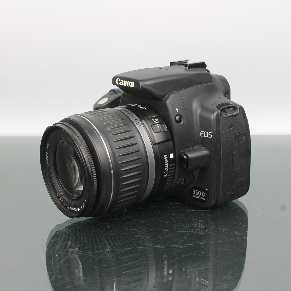 Canon EOS 350D + Canon Zoom Lens EF-S 18-55mm f/3.5-5.6 II