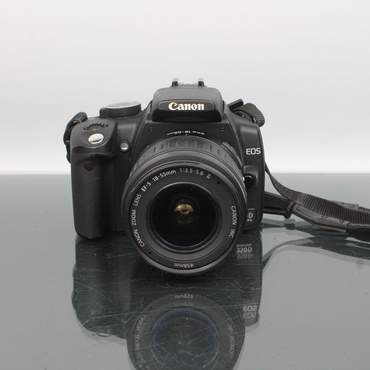 Canon EOS 350D + Canon Zoom Lens EF-S 18-55mm f/3.5-5.6 II