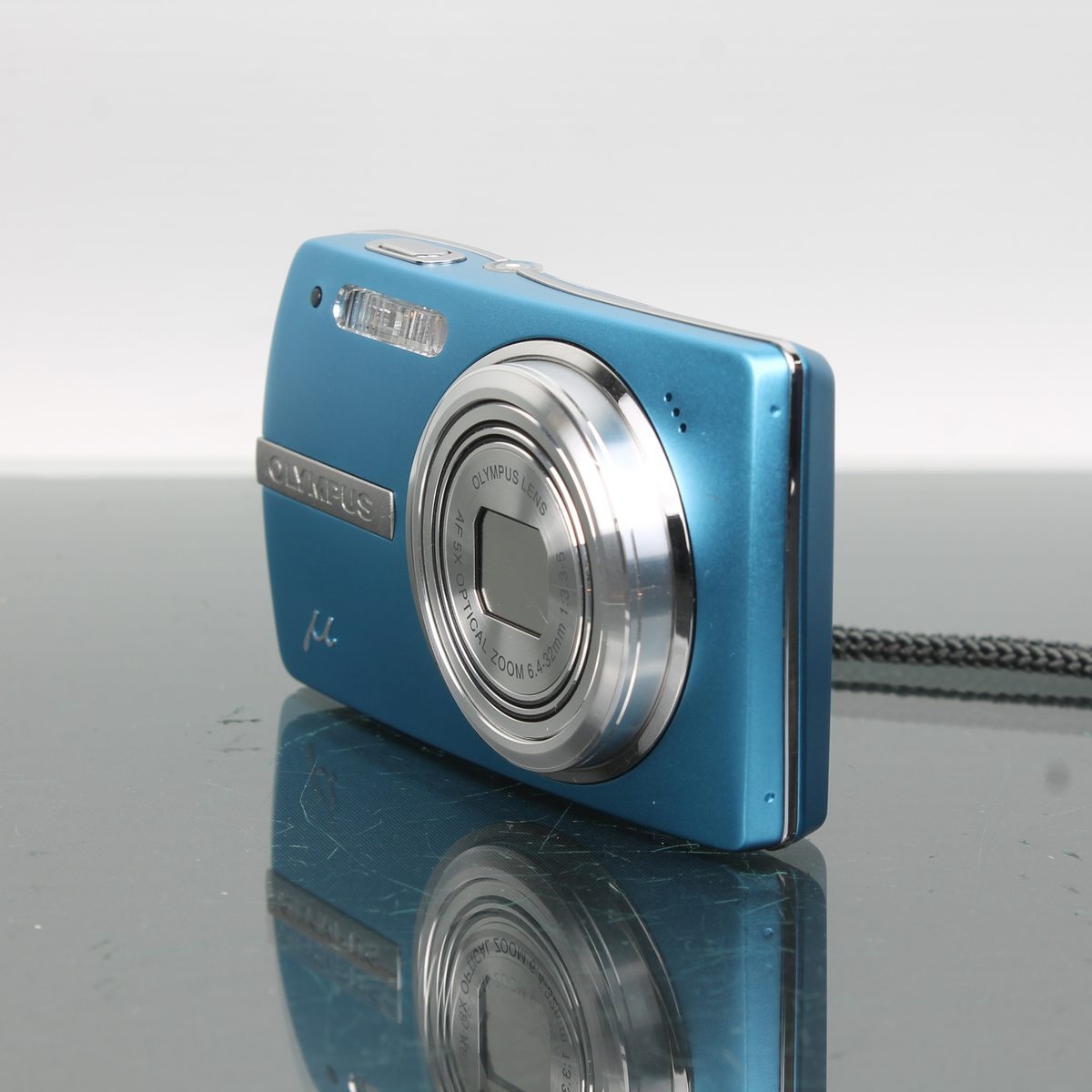 Olympus Mju µ-820