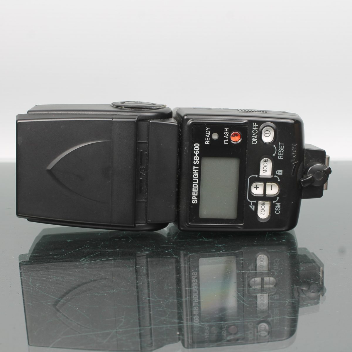 Nikon Speedlight SB-600