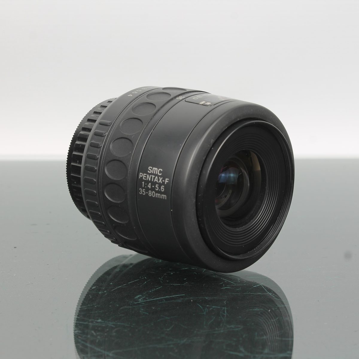 SMC Pentax-F 1:4-5.6 35-80mm